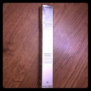 ⭐️Lancome Sourcils Definis Brow Pencil 04